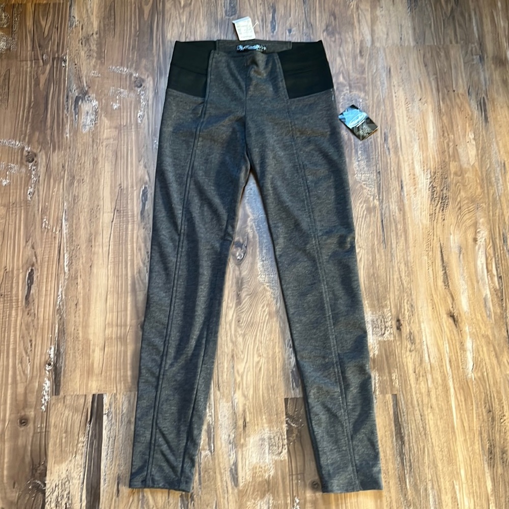 Mandee’s Gray Leggings